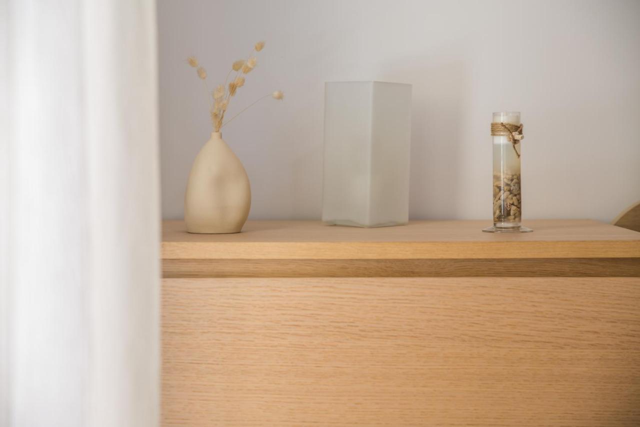 Lovely New Βuild Flat Near Metro - Free Parking Atenas Exterior foto