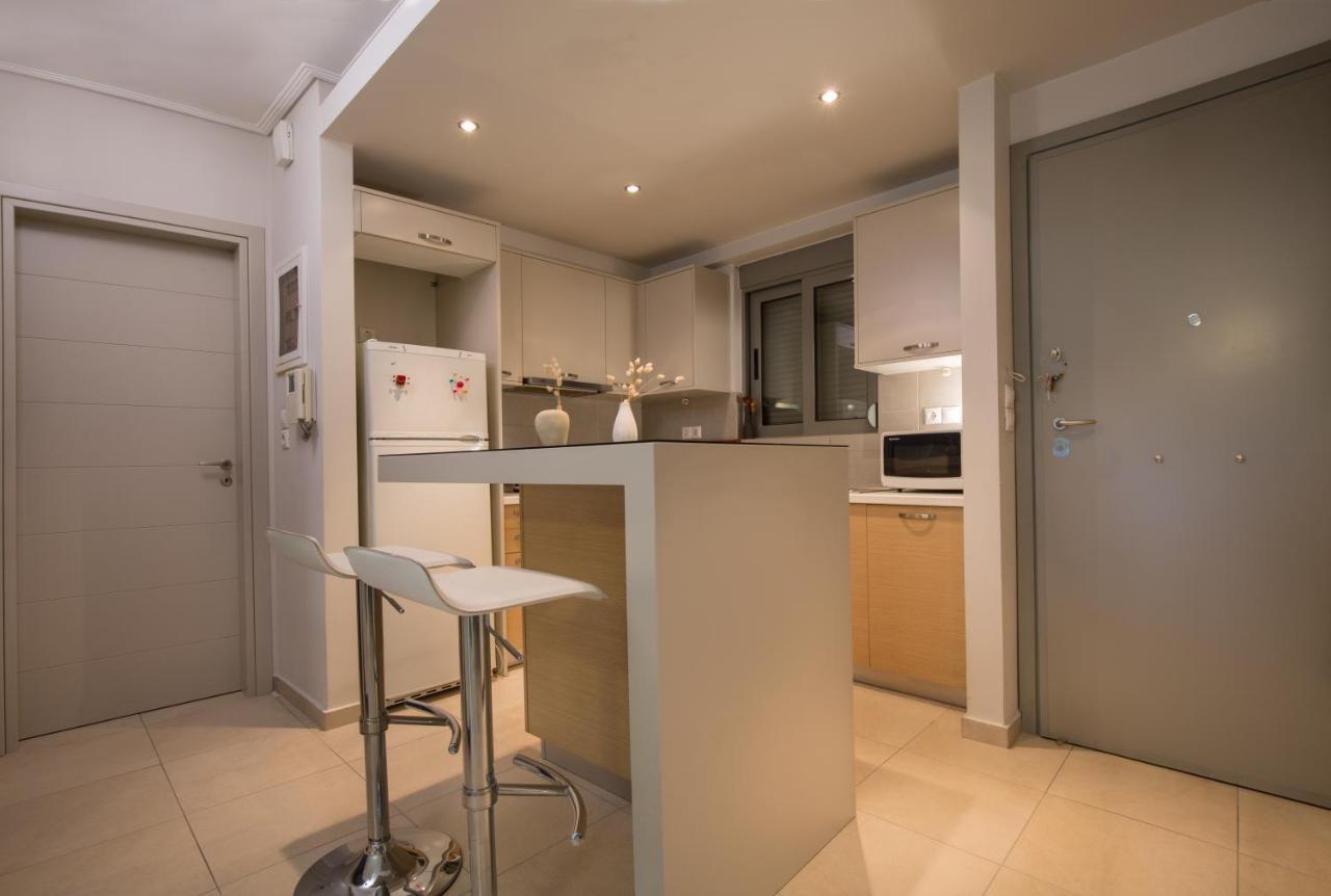 Lovely New Βuild Flat Near Metro - Free Parking Atenas Exterior foto