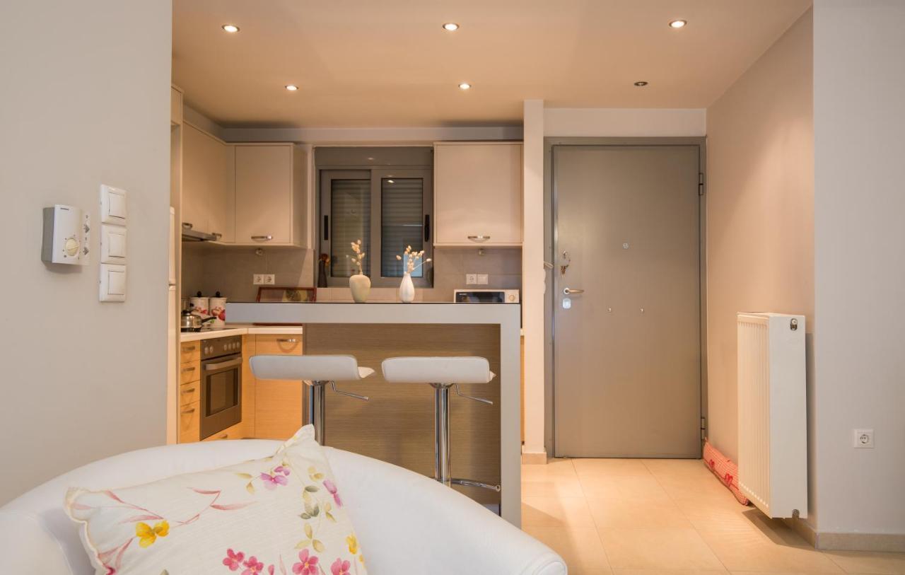 Lovely New Βuild Flat Near Metro - Free Parking Atenas Exterior foto