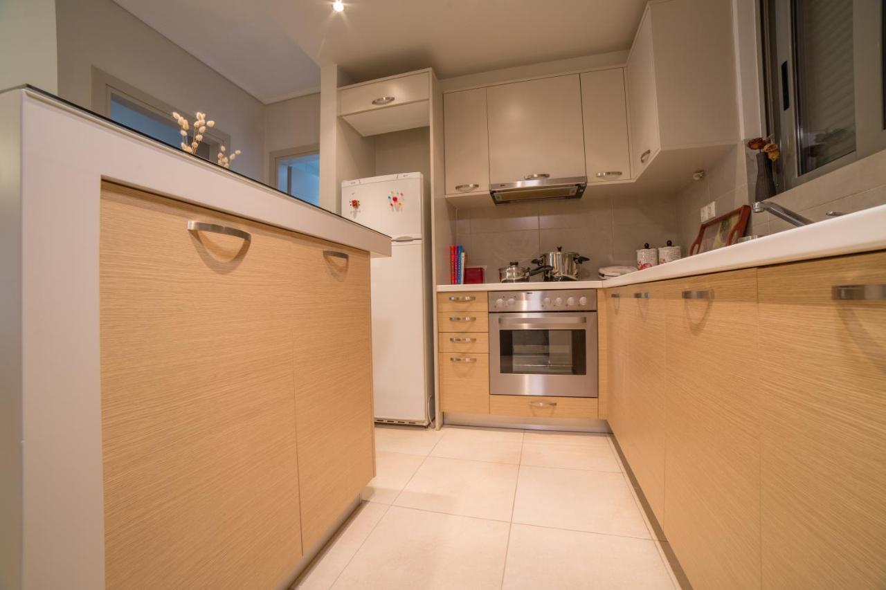 Lovely New Βuild Flat Near Metro - Free Parking Atenas Exterior foto