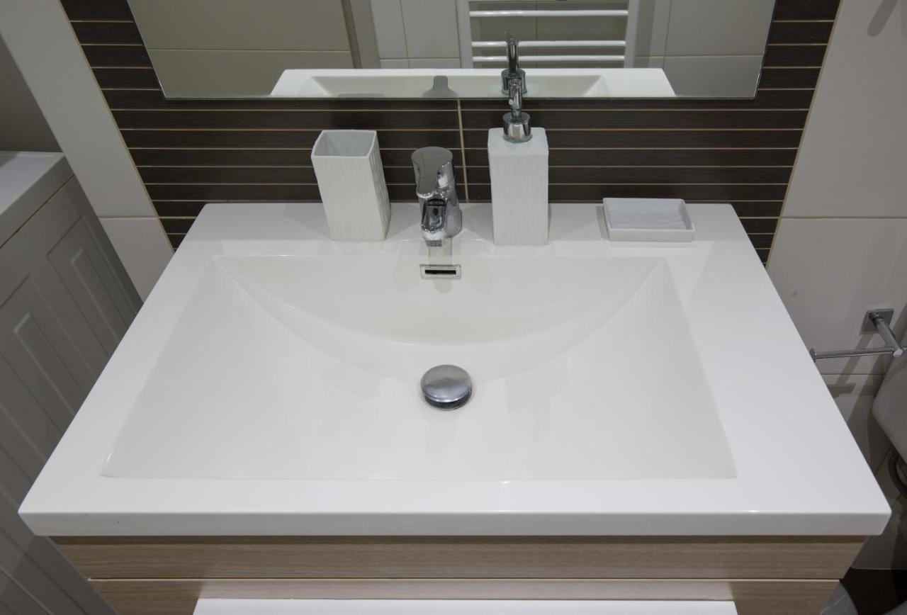 Lovely New Βuild Flat Near Metro - Free Parking Atenas Exterior foto