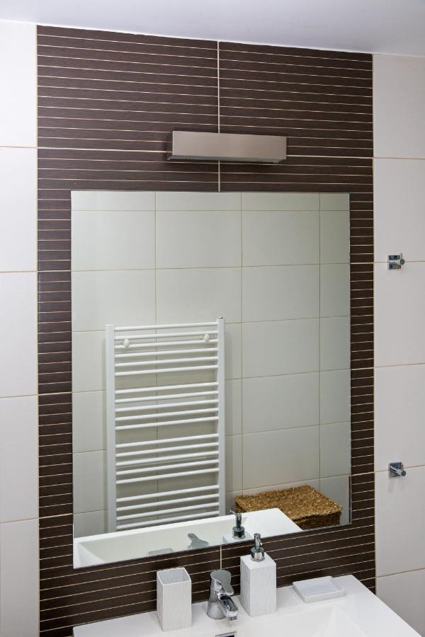 Lovely New Βuild Flat Near Metro - Free Parking Atenas Exterior foto